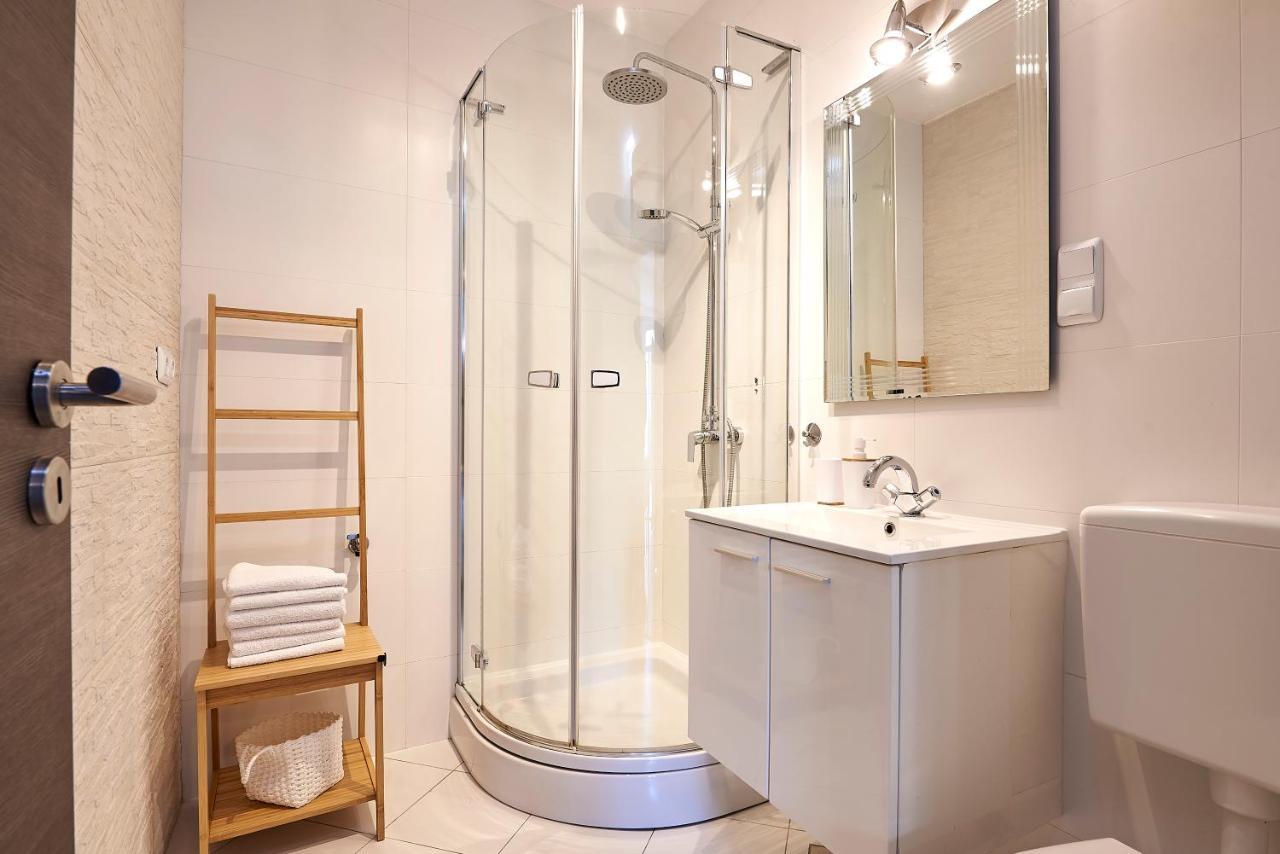 Apartmani Sara i Klara Trogir Bagian luar foto