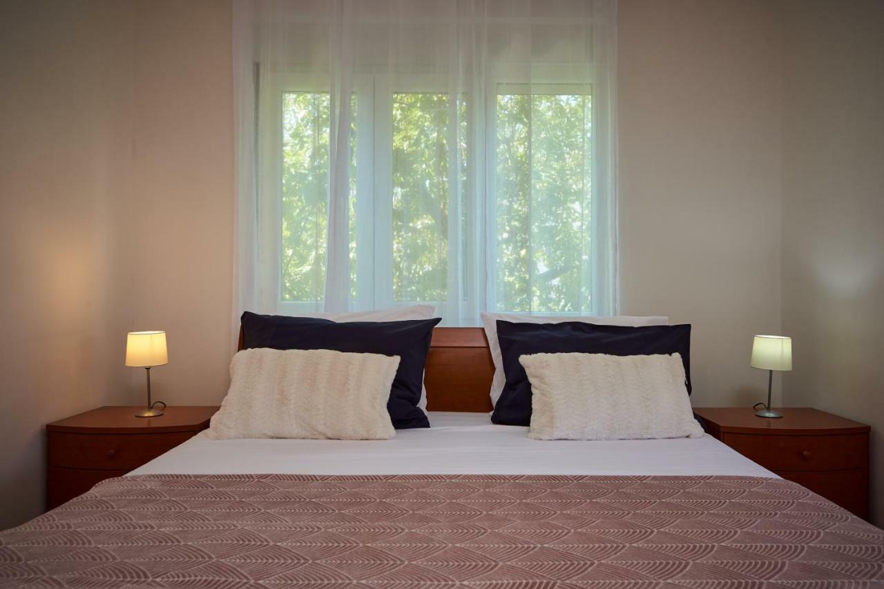 Apartmani Sara i Klara Trogir Bagian luar foto
